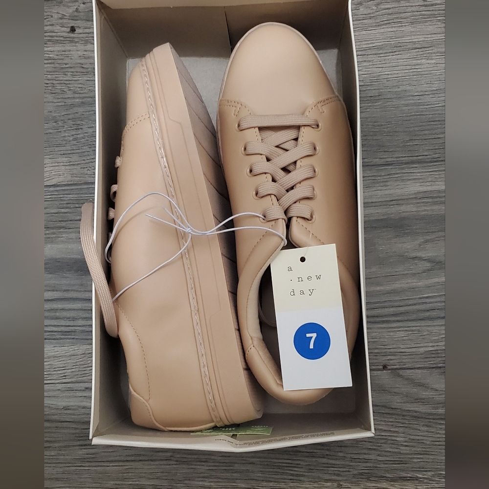 New Women's A New Day Cecily Sneakers Tan Lace up